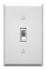 Bij het aanzetten van een lichtschakelaar voelt men dit en men ziet het licht aangaan. Dat is dubbele feedback, een goed principe van cognitieve ergonomie.